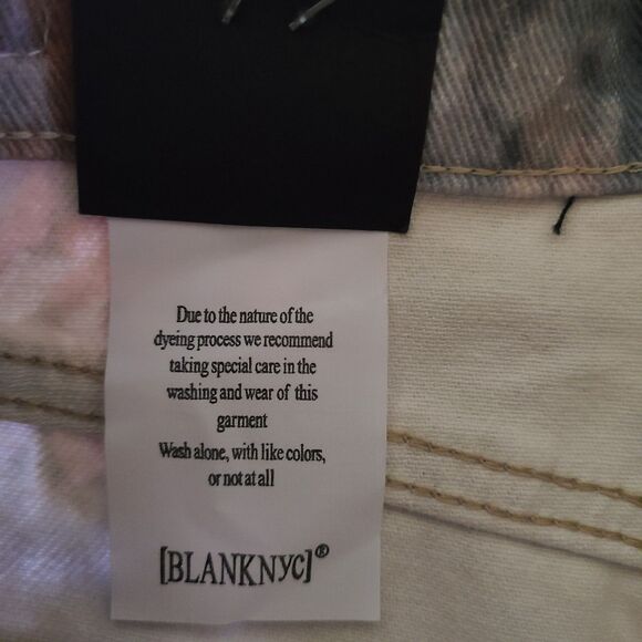NWT Blank NYC The Barrow Vintage High Rise Short Women's Size 26 Vatican Angels - Picture 11 of 11